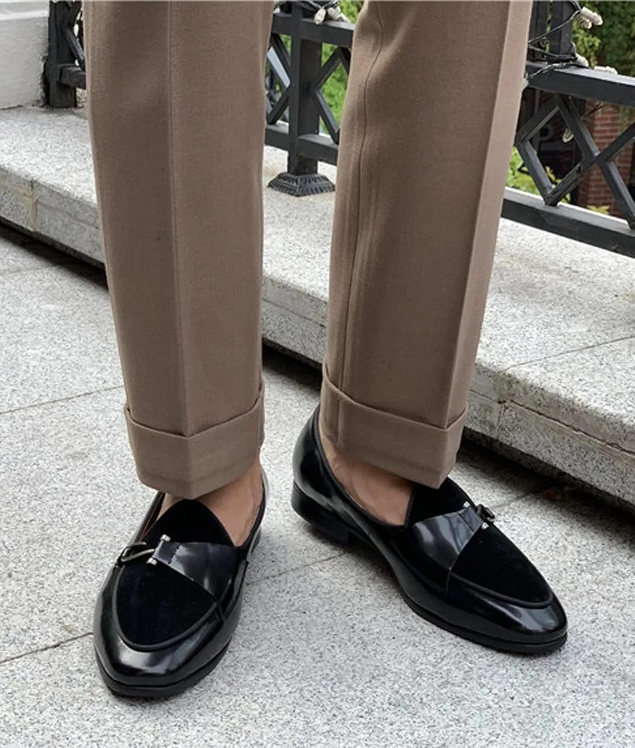 Santimon Men's Premium Leather Loafers, Black Cowhide Upper, Comfort Wedding Business Slip On Formal Dress Shoes