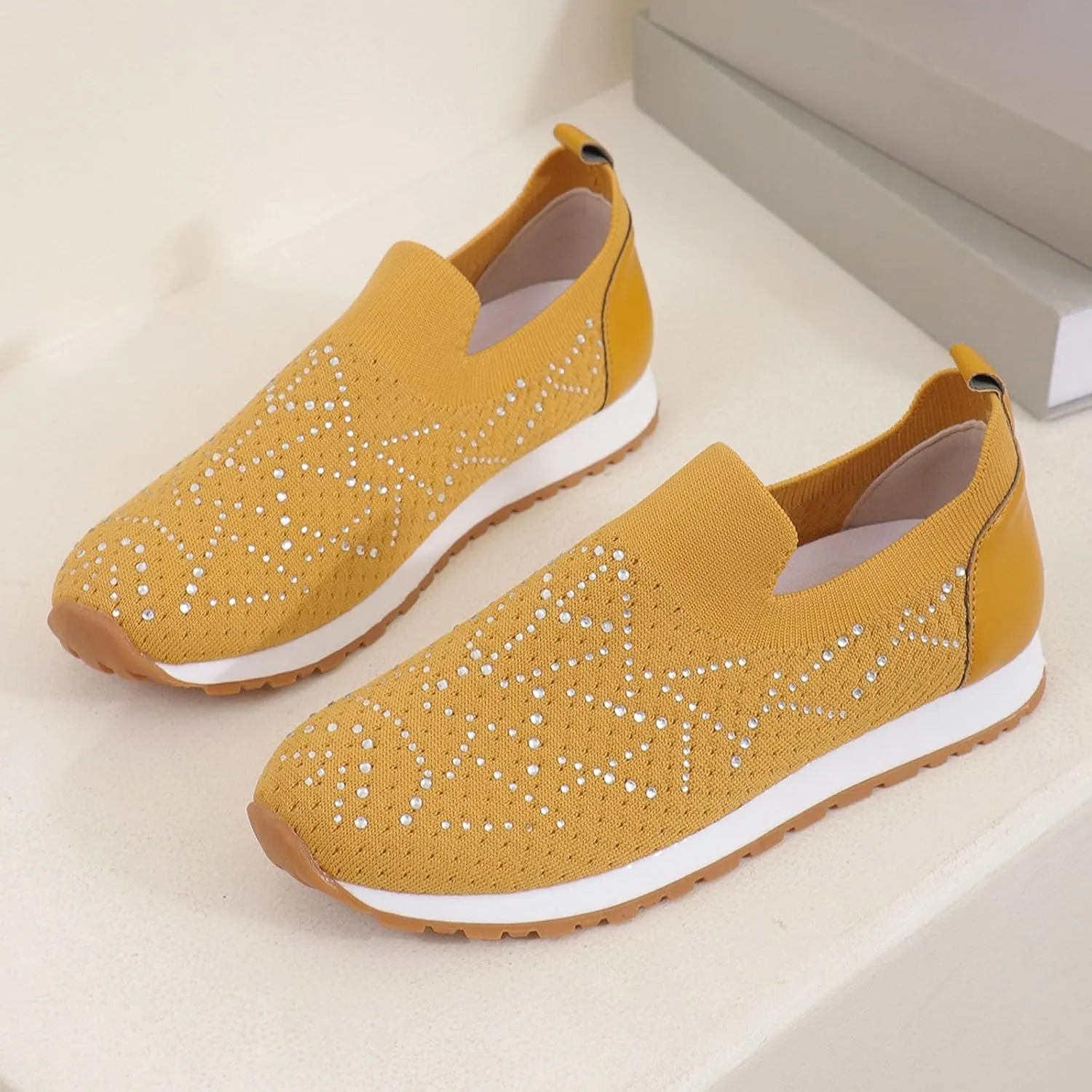 ZSpzx Women's Low-Top Slip Ons Fashion Sneakers Casual Knit Cutout Boat Shoes for Women Comfortable Flats Breathable Padded Insole Slip on Sneaker Ladies Jogging Tennis Footwear for Gym Travel